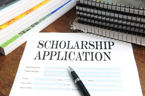 Scholarship application scam